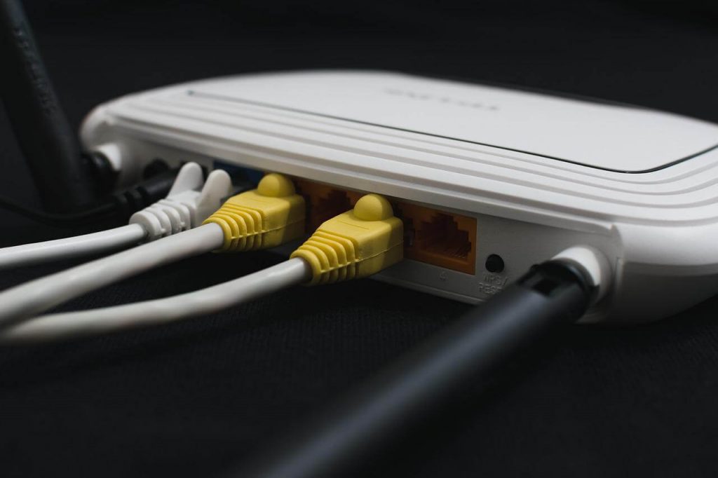 Conectar un switch a un router